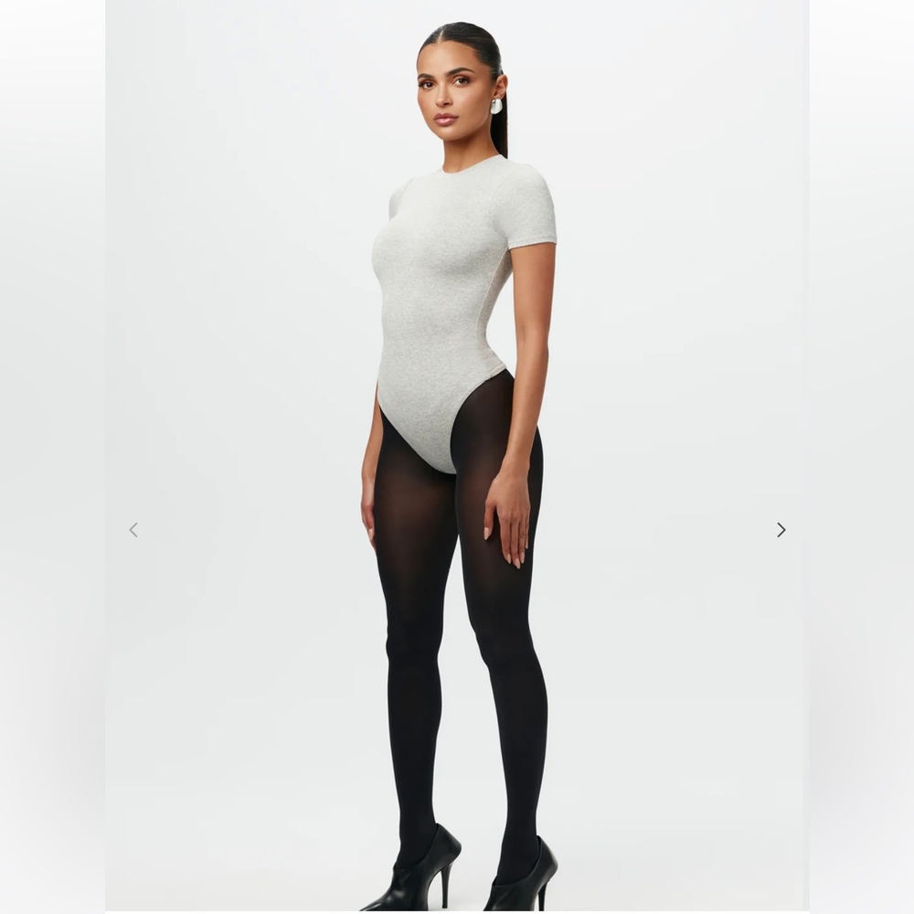 NWT Naked Wardrobe Crewneck Short Sleeve Bodysuit Size XS